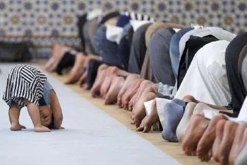 روش‌های تشویق کودکان به نماز