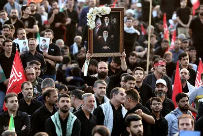 تشییع رهبر شهید در قم 