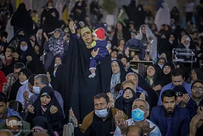 مراسم سوگواری شب شهادت امام جعفر صادق(ع) در حرم شاهچراغ‎‎