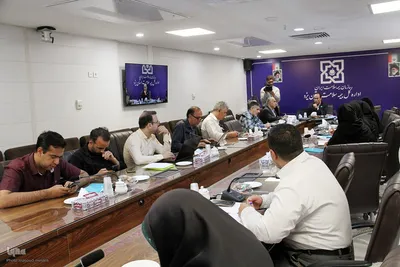 نشست خبری دریجانی مدیرکل بیه سلامت استان یزد وتجلیل از خبرنگاران