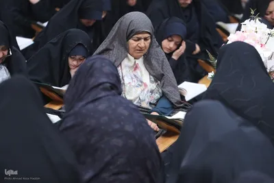 جزءخوانی قرآن کریم در حرم شاهچراغ (ع)
