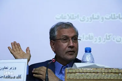 نشست مشترک کارگروه اشتغال و ستاد فرماندهی اقتصاد مقاومتی استان کرمان
