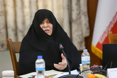 آشنایی با مکتب بانو امین