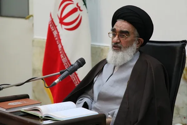 برپایی سفره افطاری حرم مطهر حضرت معصومه(س) در منازل آسیب‌دیدگان