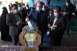 مراسم نمادین نواختن زنگ «شور عاطفه ها» در دبیرستان دخترانه شهید «محمدباقر صدر» منطقه ۱۱آموزش و پرورش تهران