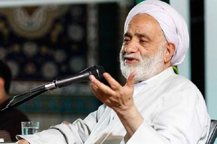 دنیای ورزش برای ساعت نماز حرمت قائل شود