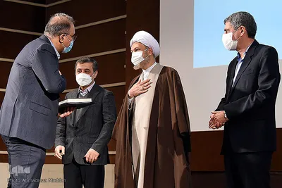 مراسم تکریم و معارفه روسای قدیم و جدید دانشگاه علوم پزشکی شیراز‎‎