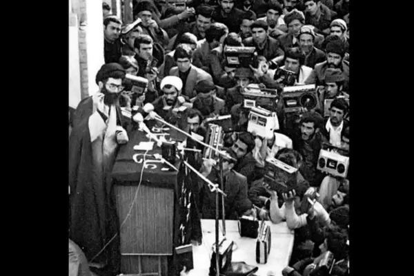 «مثل مصطفی اسماعیل بخوان!»