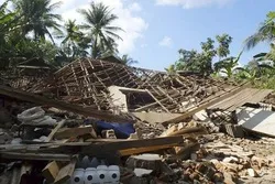 Earthquake Buries Worshipers in Indonesia Mosque