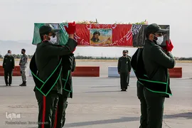 استقبال از پیکر شهید «نسیم افغانی» در فرودگاه شهید هاشمی نژاد مشهد