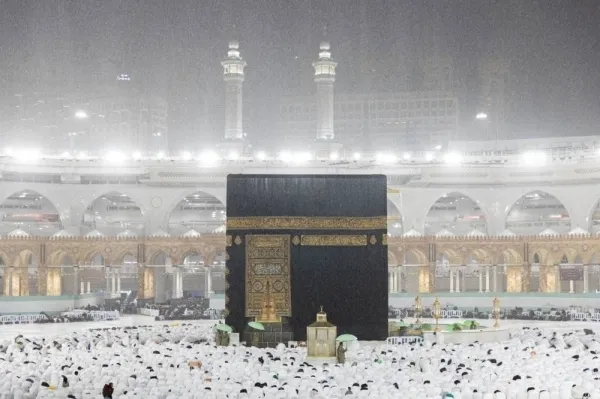 Ni wakati gani bora wa kutekeleza ibada ya Umrah katika Msikiti Mkuu wa Makka?
