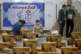رزمایش کمک مومنانه «پویش همکلاسی مهربان» بسیج دانش آموزی درامامزاده ابن باویه