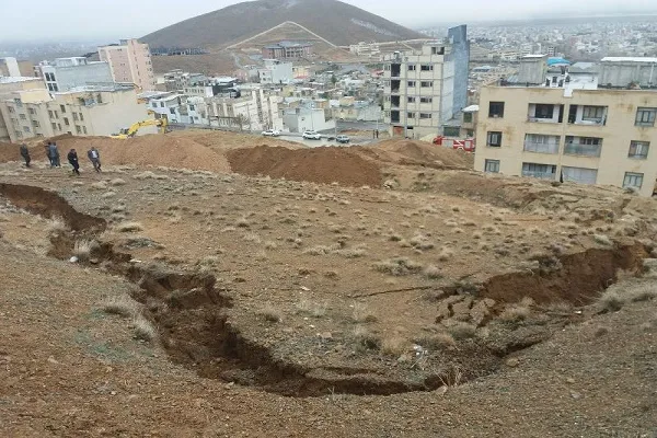 رانش زمین در میرآباد شهرکرد رخ نداده است