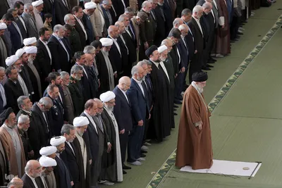 اقامه نماز عید فطر به امامت رهبر معظم انقلاب اسلامی