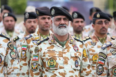 رزمایش دیدار با ۳۰۰ خانواده شهید شهر شیراز در یک روز