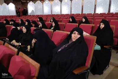 رقابت قرآنی بانوان همخوان در مصلی تبریز