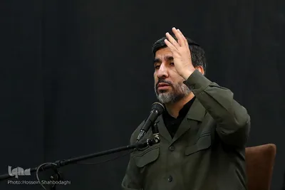 Ebrahim Raisi trifft Familien der Märtyrer in Qom