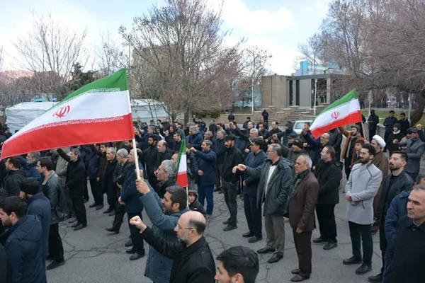 تجمع دانشگاهیان تبریز در سوگ شهادت رهبر معظم انقلاب