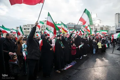 تحویل سال نو در میدان انقلاب تهران
