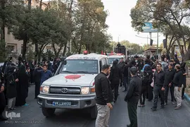 وداع مردم اصفهان با شهدای دفاع مقدس