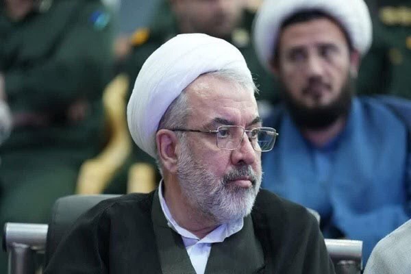 حجت‌الاسلام والمسلمین محسن مفید، مسئول نمایندگی ولی‌فقیه در سپاه حضرت ابوالفضل(ع) لرستان