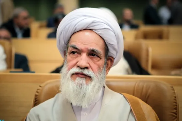 محتکران اطلاعی از مبانی اسلام ندارند / وعده قرآن به گرانفروشان
