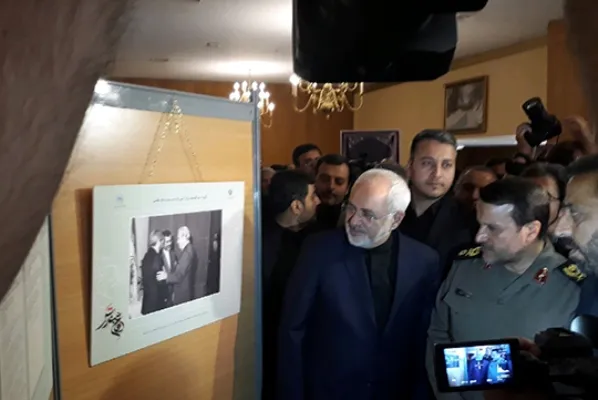 نمایشگاه اسناد نقش وزارت امور خارجه در دفاع مقدس افتتاح شد