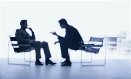 তিন শ্রেণীর লোকের সাথে কখনোই পরামর্শ করতে নেই