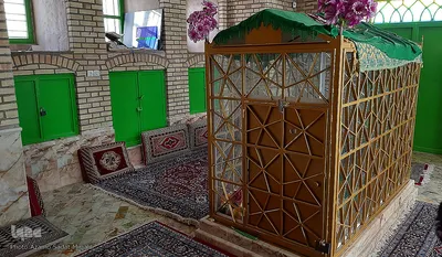 بقعه متبرکه پیر برحق دره سیر سانیج یزد