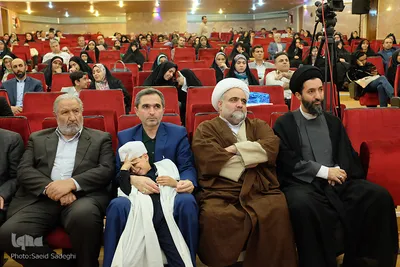 محفل انس با قرآن و تجلیل از برترین‌های قرآنی سال 97 خانواده شرکت پالایش نفت تبریز
