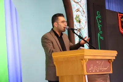 اقامه نماز جمعه ساری با امامت آیت الله محمد باقر لائینی