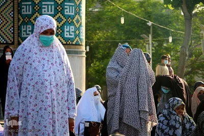 نماز عید فطر در امام زاده پنج تن لویزان
