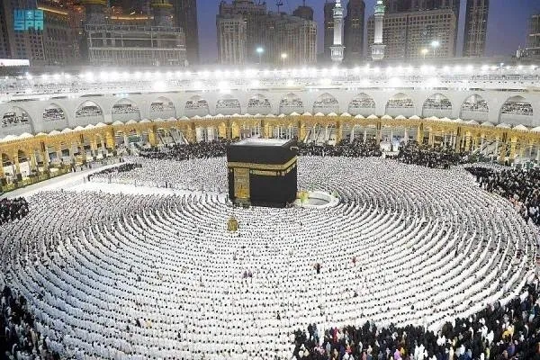 Iniulat ng Ministro ng Saudi ang Kapansin-pansing Pagtaas ng Bilang ng mga Peregrino ng Umrah