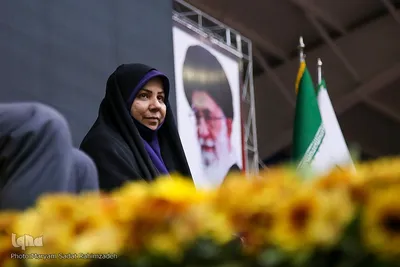 نارنجی پوشان، سفیران پاکیزگی