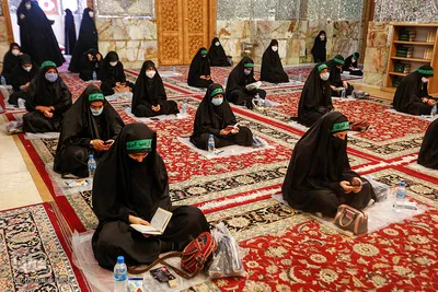 هیئت دانش آموزی‎ در حرم مطهر سید میر محمد (ع)
