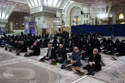 مراسم تجدید میثاق جامعه قرآنی کشور با آرمان‌های معمار کبیر انقلاب اسلامی، امام خمینی(ره) در حرم مطهر امام راحل