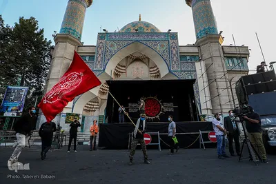 تجمع اعتراضی شهروندان تهرانی مقابل سفارت فرانسه
