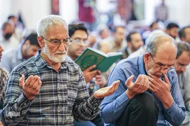 نماز عید قربان در شاهچراغ