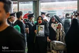 میزبانی خادمان حرم رضوی از خانواده شهدای «مدرسه شجره طیبه» میناب