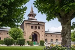 Religious Body Slams Continued Closure of Srinagar Grand Mosque  