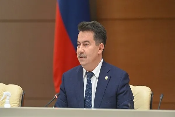 ДУМ РТ выразило соболезнования в связи с кончиной министра здравоохранения РТ