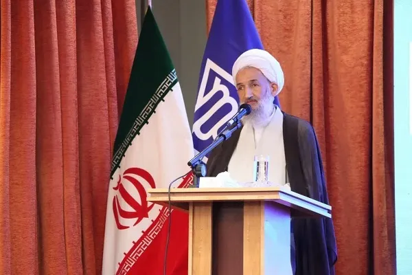آیین تکریم و معارفه رئیس دانشگاه علوم پزشکی و خدمات درمانی مازندران