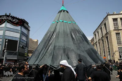 آئین خیمه سوزان ظهر عاشورا در بازار تهران