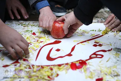 تشییع پیکر دو شهید گمنام در نعمت آباد تهران