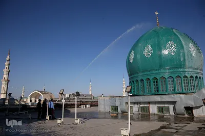 آئین شستشو وتعویض پرچم گنبد مسجد مقدس جمکران