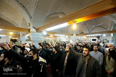 اجتماع طلاب و روحانیون قزوین در حمایت از مرجعیت و رهبر انقلاب