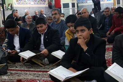 محفل ماهیانه انس با قرآن نوجوانان در یزد‎