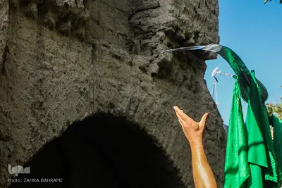 آئین سنتی«علَم‌کشان» در روستای انجدان - اراک/عکاس:زهرا بهرامی