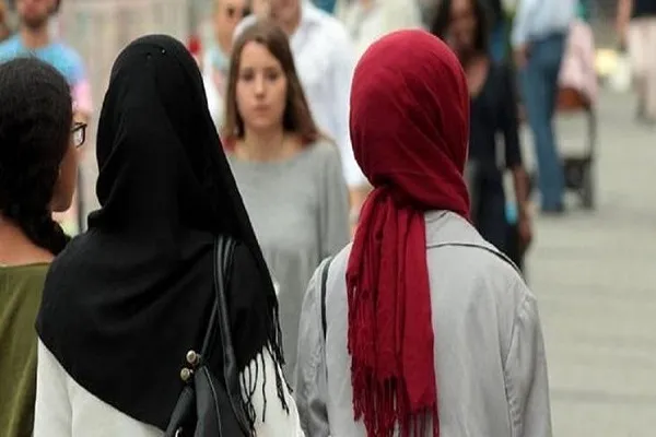 مسلمة محجبة تتعرض للإعتداء في برلين