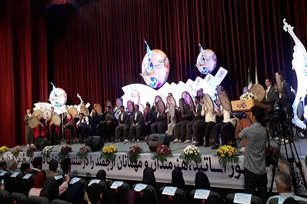جشنواره بین‌المللی «دف؛ نوای رحمت» در سنندج آغاز به کار کرد